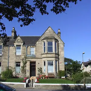 Gasthof Straven, Edinburgh